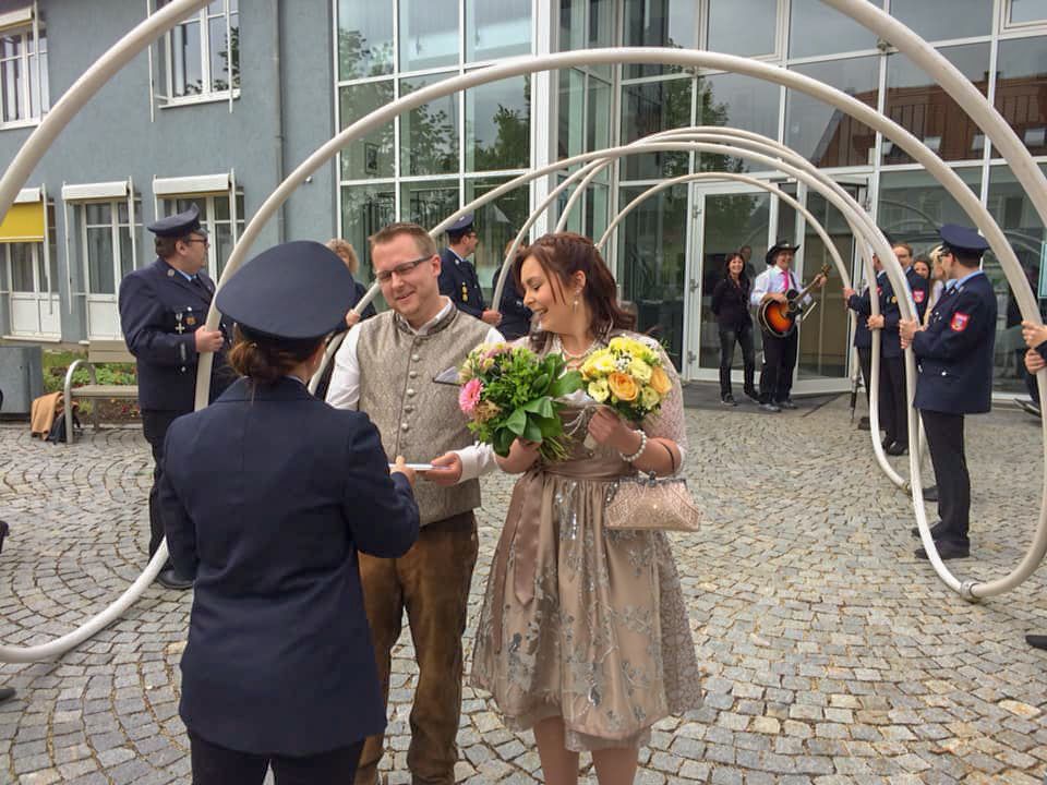 Spalier bei Manuel Hofstetter mit seiner Sabrina