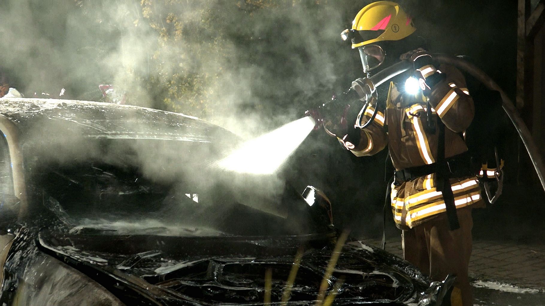 PKW-Brand im Föhrenweg